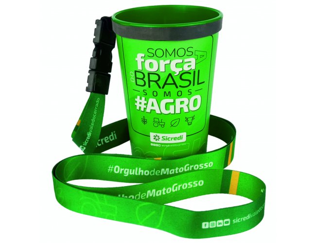 COPO IN LABEL 550ML COM CORDAO